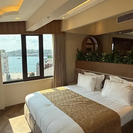 Stern Karakoey-special Class Istanbul